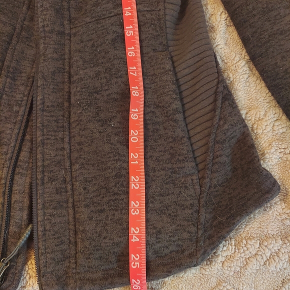The North Face Women's Gray Jacket~ Size Small - Picture 8 of 9
